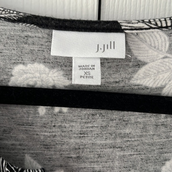 J. Jill Floral Dress - Picture 3 of 6